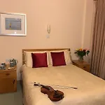 Hotel Rathbaun