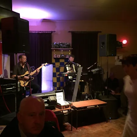 Ξενοδοχείο Rathbaun 2*