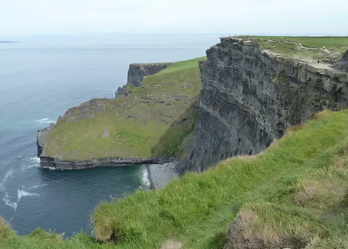 מלון Rathbaun 2*